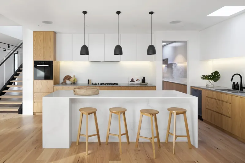 How to Determine Return on Investment of a Short Term Rental: Essential Tips and Methods