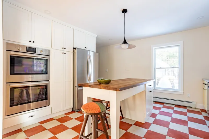 Double ovens + French door fridge, cook for the crew