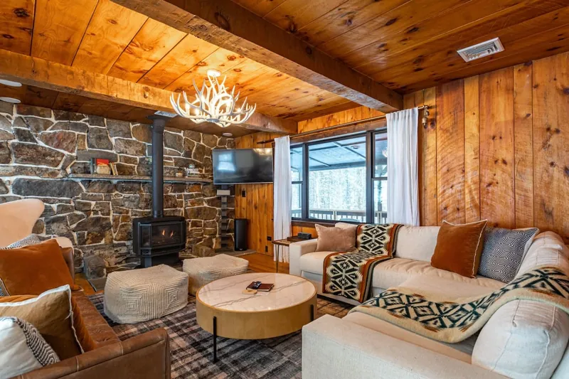 Living room with gas stove, streaming TV & cozy seating