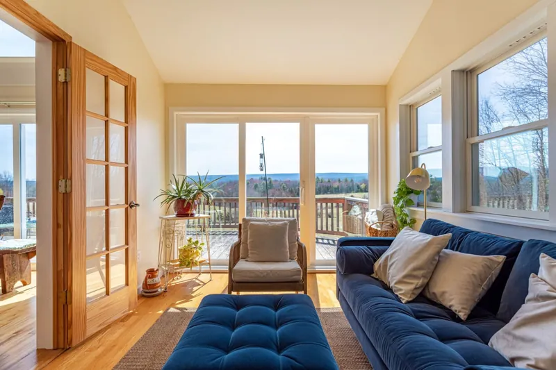 Enjoy the lovely home where you will find everything you need for the best experience imaginable.