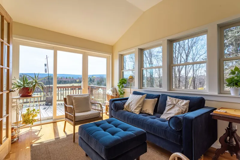 Welcome to the home of your dreams! Let it be your base for a perfect Hudson Valley visit.